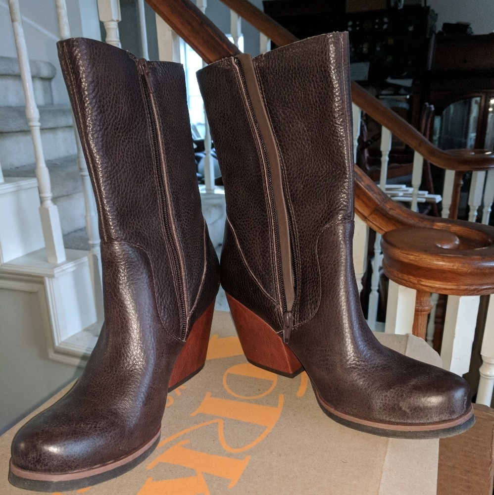 Leather boots
